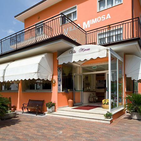 Albergo Villa Mimosa Torbole Sul Garda Exterior foto
