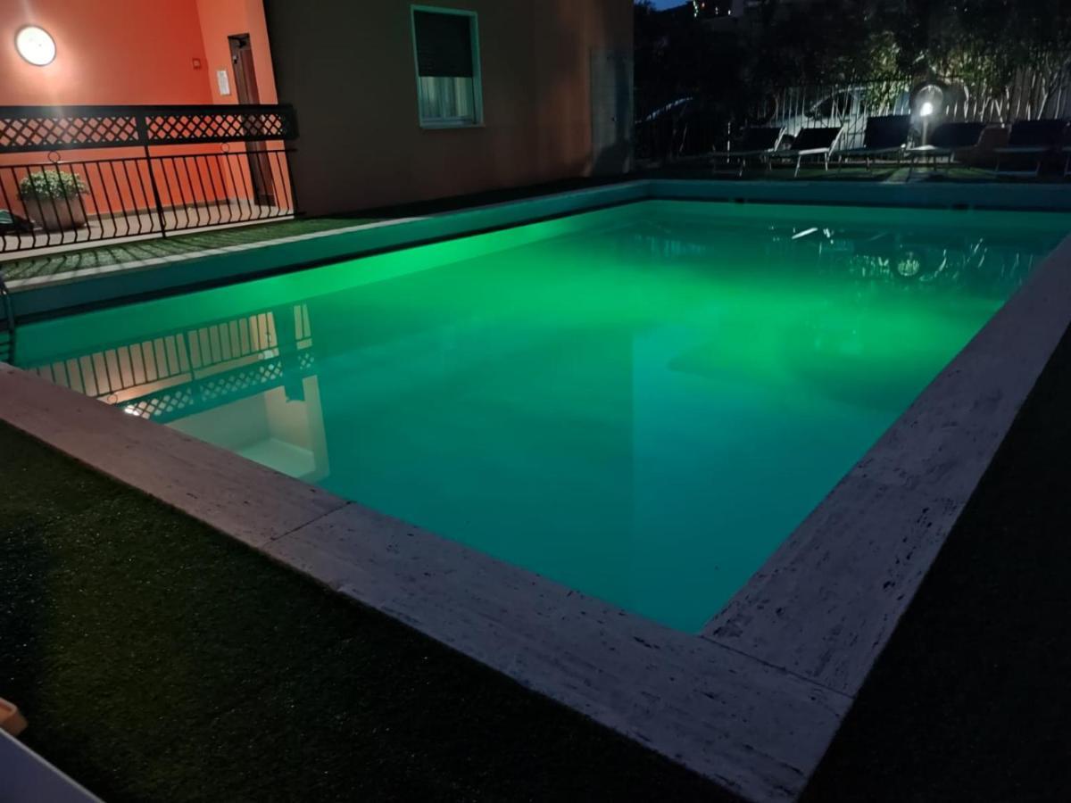 Albergo Villa Mimosa Torbole Sul Garda Exterior foto