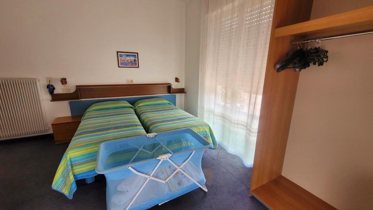 Albergo Villa Mimosa Torbole Sul Garda Exterior foto